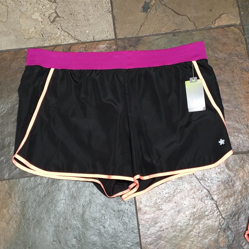 TEK GEAR DRYTEK Plus 2X Quick Dry Shorts NWT